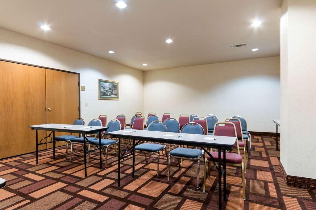 Econo Lodge Lubbock I-27 Съоръжения снимка